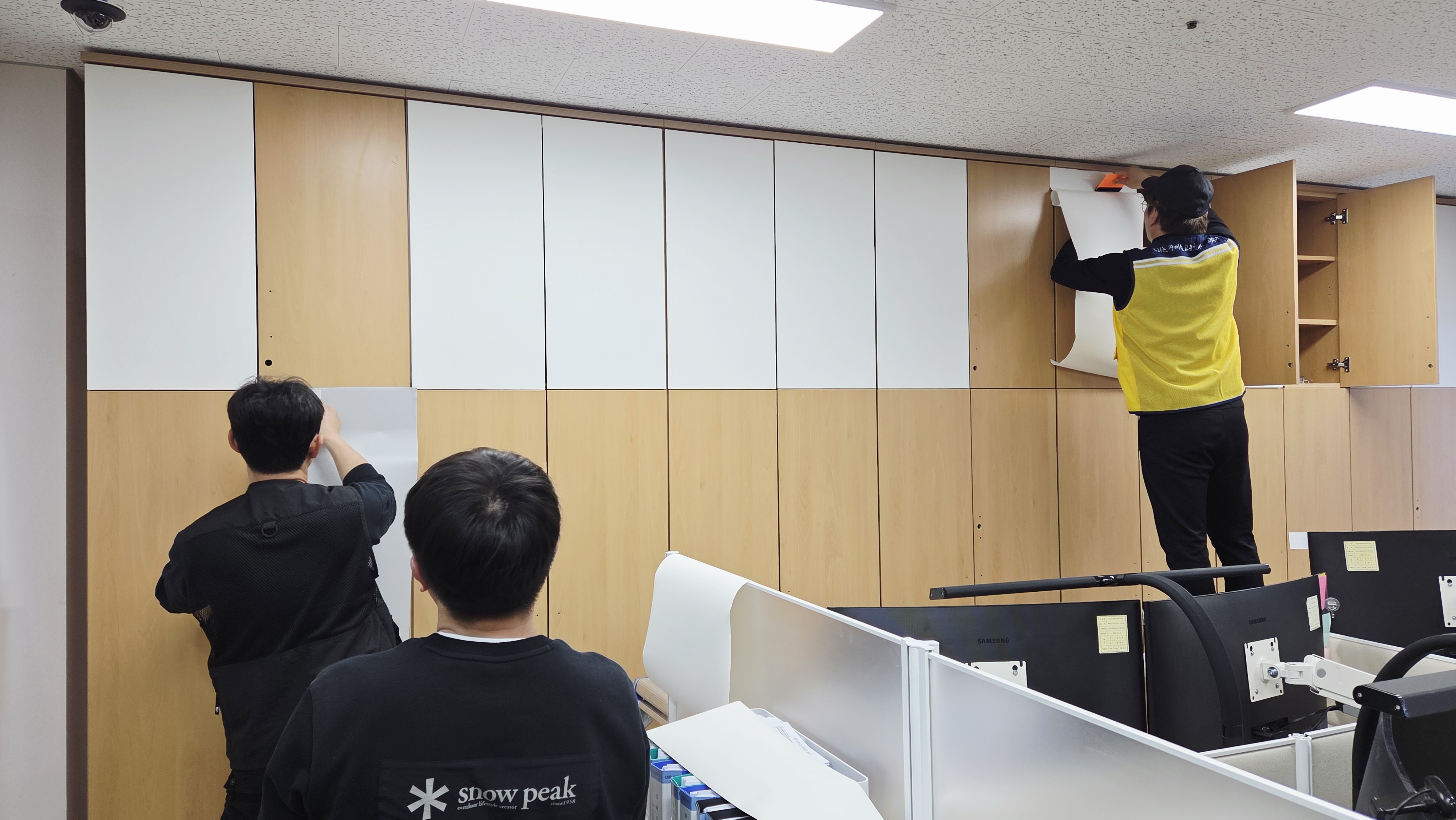 [25.12.20] 작업장 환경정리 (시트지작업&서류정리) 